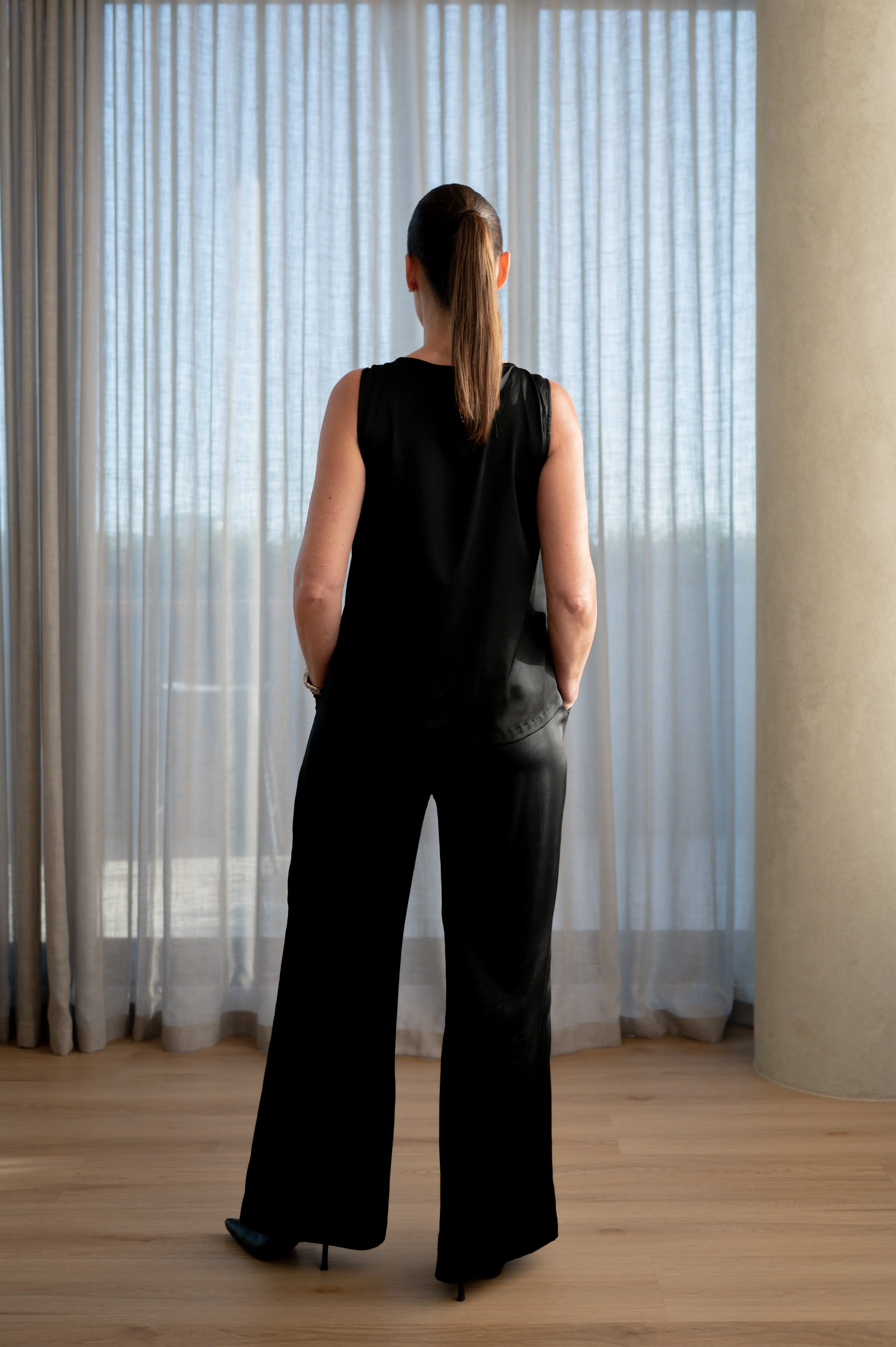 Shell in Black Silk Satin
